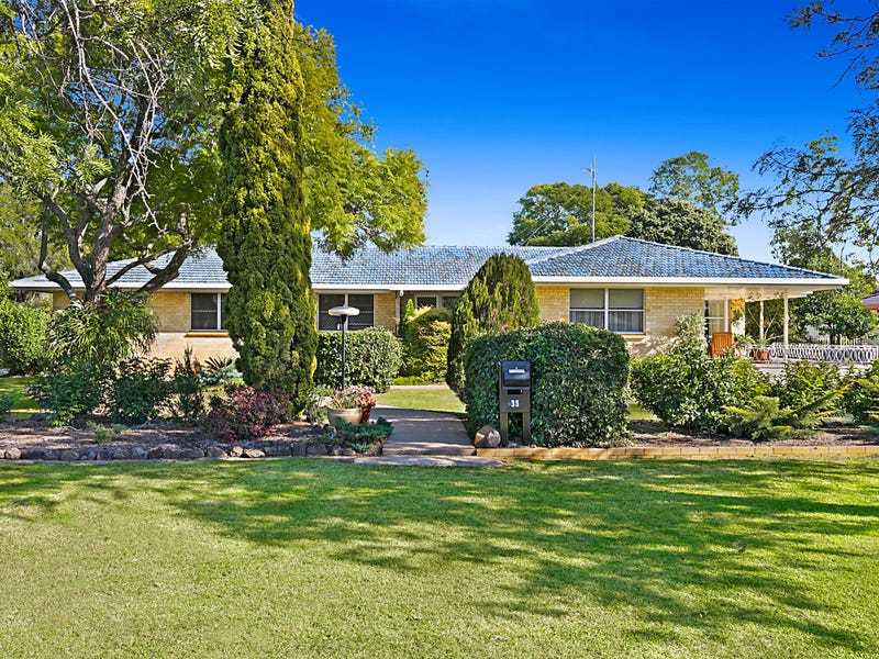 35 Briggs Street, Pittsworth, Qld 4356 Property Details