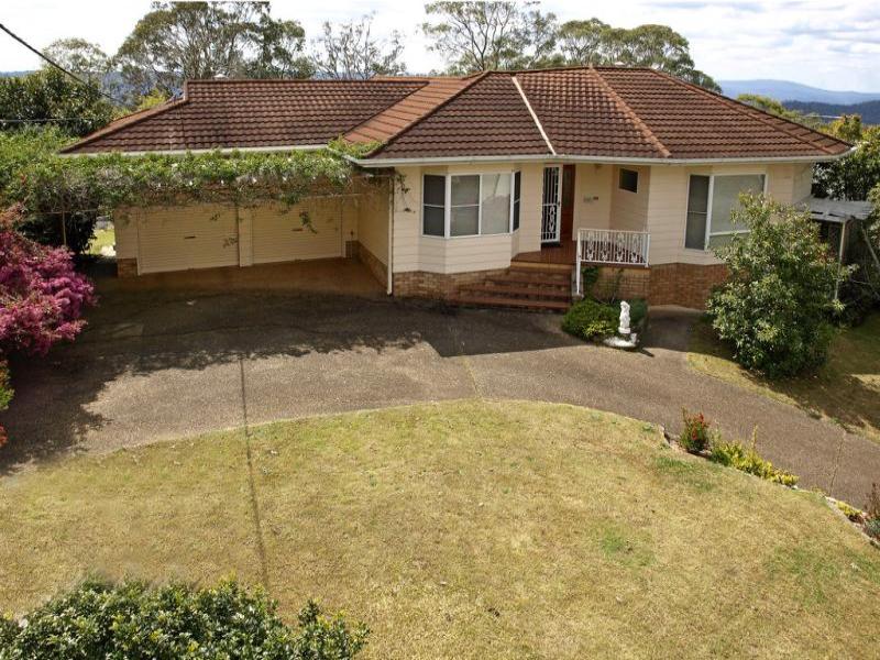 12 Rangeview Road, Blue Mountain Heights, QLD 4350