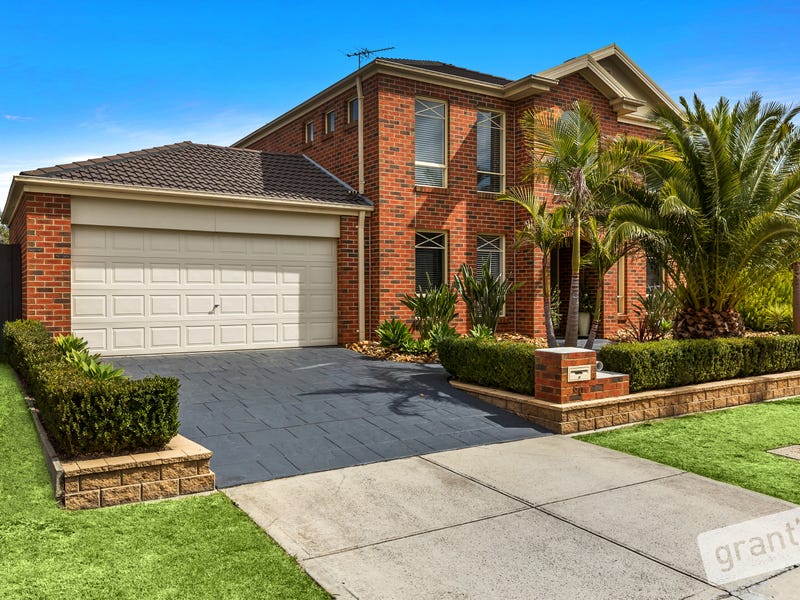 60 Storey Drive, Pakenham, VIC 3810