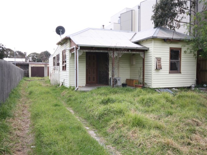 12 Ebdale Street, Frankston, Vic 3199 Property Details