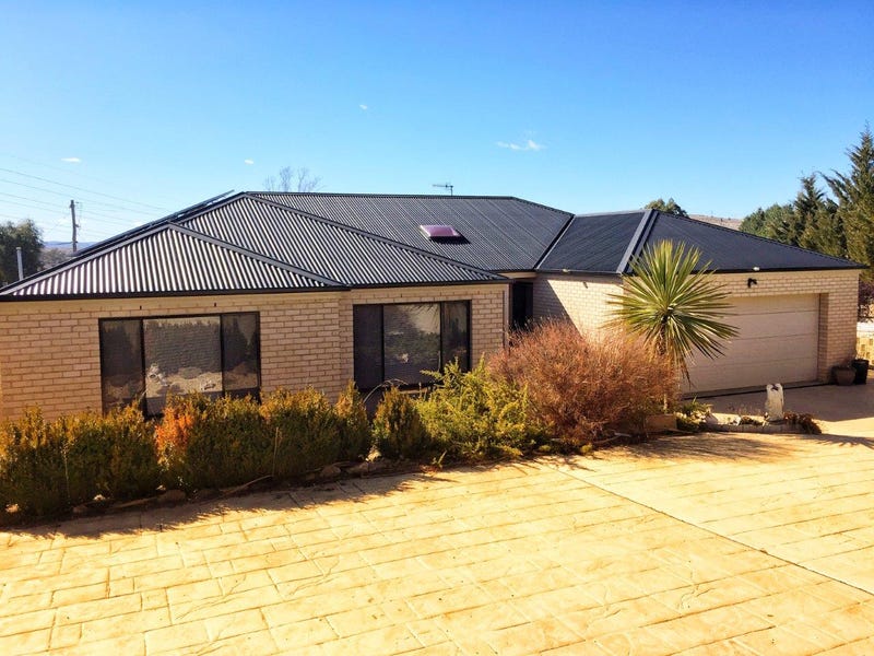 Houses for Sale in Cooma, NSW 2630 Pg. 2