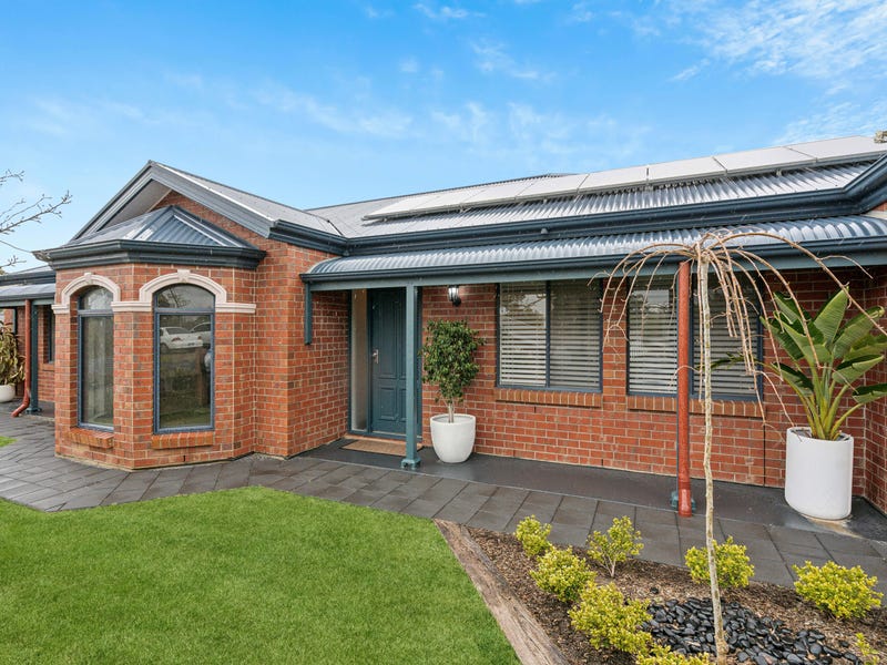 8/53A Oakridge Road, Aberfoyle Park, SA 5159 Property Details