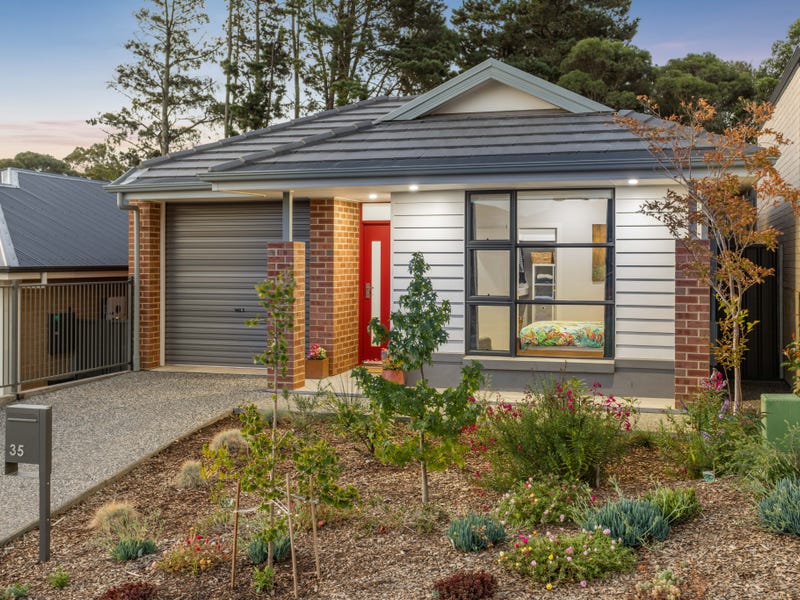 35 Amblemead Drive, Mount Barker, SA 5251