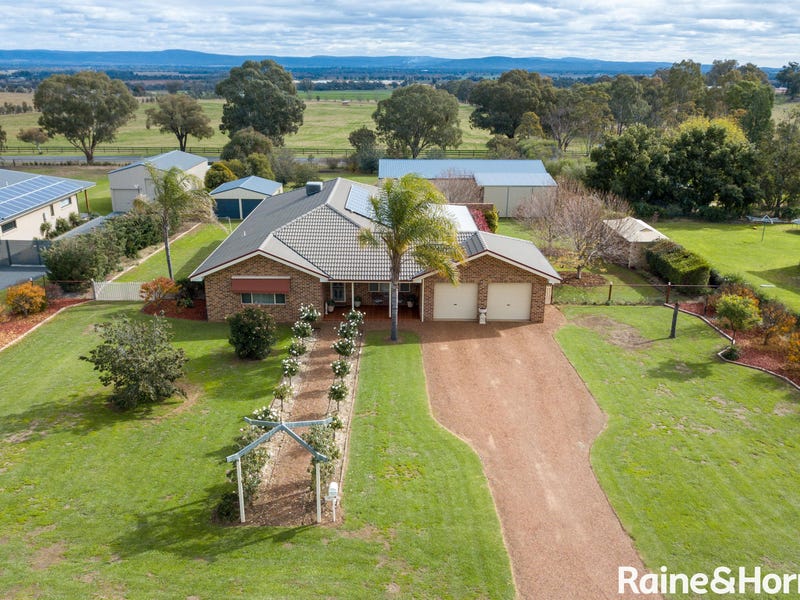 21 Shepherd Avenue, Cowra, NSW 2794 Property Details