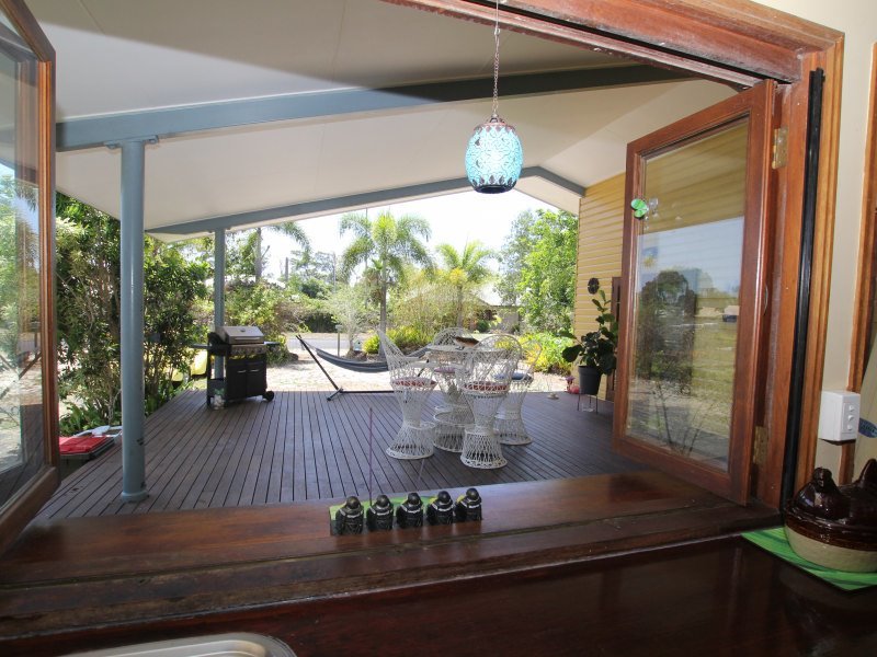 33 Holland Street, Wongaling Beach, QLD 4852