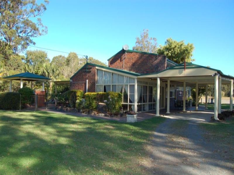 10 Tiki Road, Moonee Beach, NSW 2450