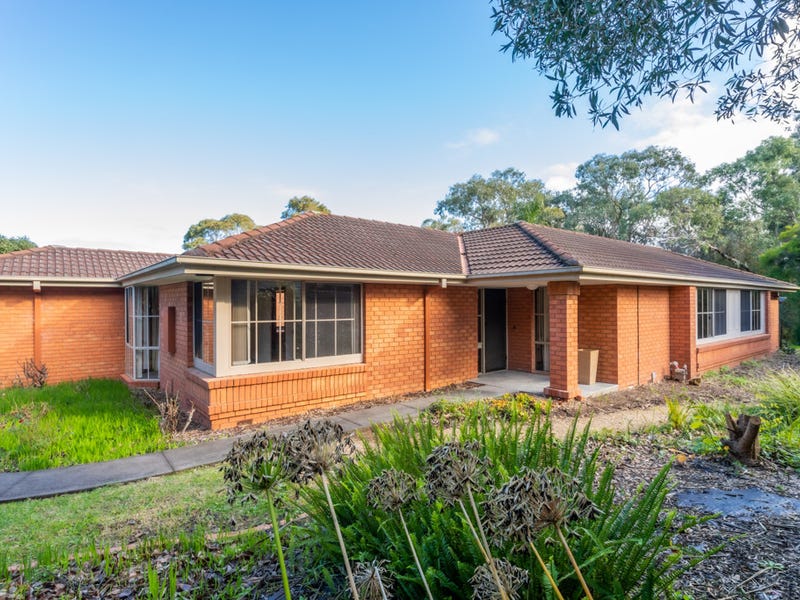 34 Bruce Street, Balnarring, Vic 3926 Property Details