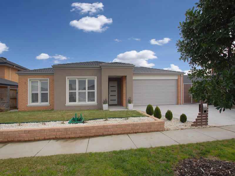 44 Sandarra Boulevard, Sandhurst, Vic 3977 Property Details