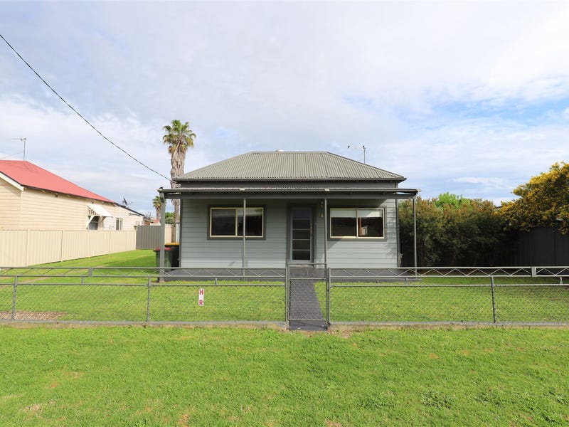 6 Barnes Street, Cootamundra, NSW 2590 House for Sale