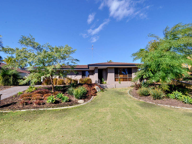 140 Trailwood Drive, Woodvale, WA 6026