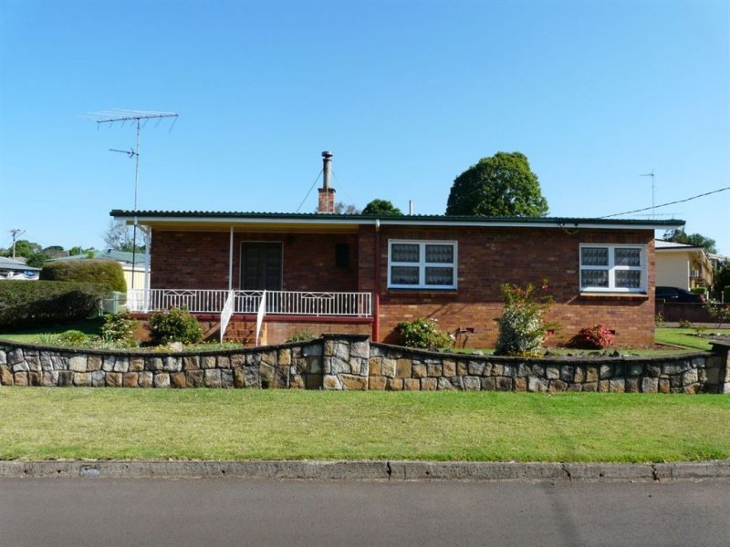 10 Teesdale Avenue, Newtown, Qld 4350 Property Details