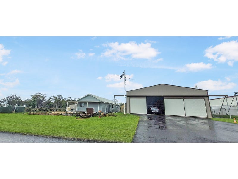 135 Massie Bony Mountain Road, Massie, QLD 4370