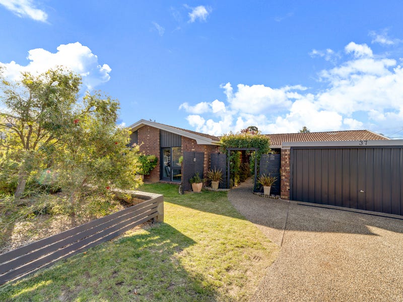 37 Pokana Circuit, Kaleen, ACT 2617
