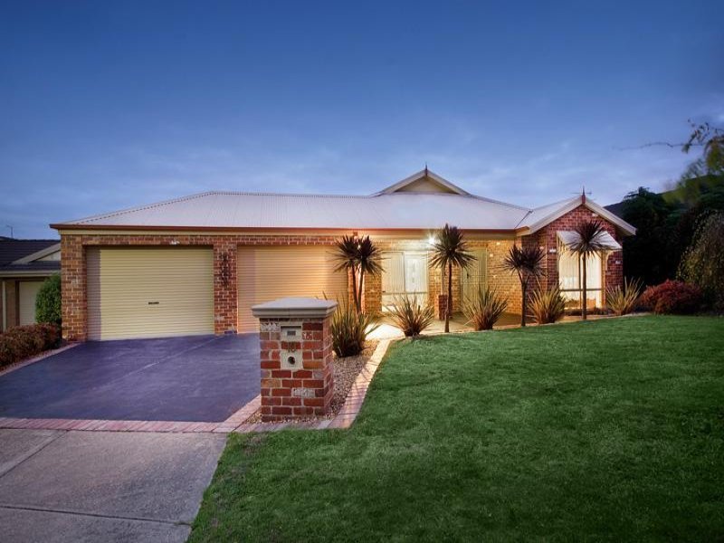 10 Hampton Court, Beaconsfield, Vic 3807 Property Details