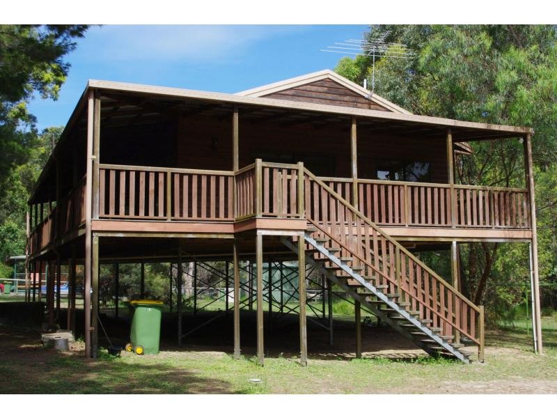 40 Piccaninny Street, Macleay Island, QLD 4184