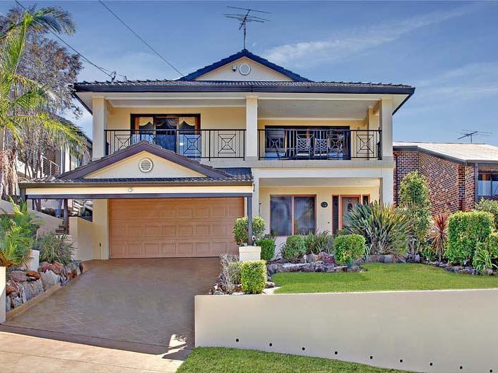 72 Burbank Avenue, Picnic Point, NSW 2213