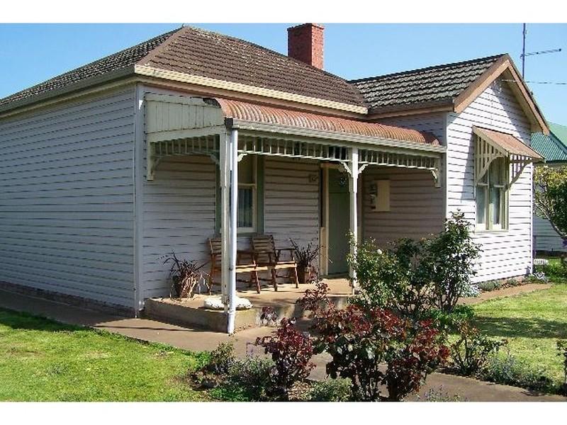 82 Mckinnons Bridge Road, Noorat, Vic 3265 Property Details