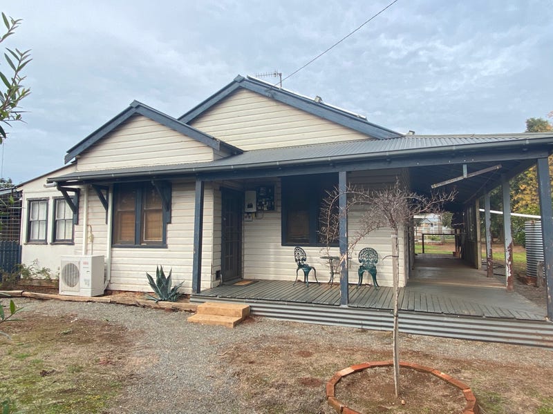 10 Goodwill Street, Condobolin, NSW 2877 Property Details