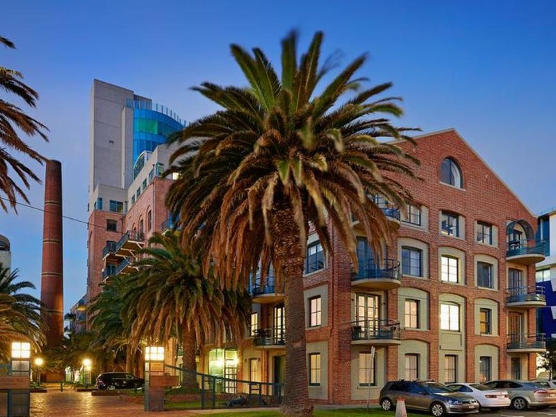 6B/9 Beach Street, Port Melbourne, Vic 3207