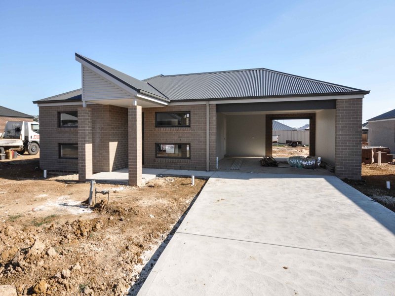 16 Mackey Street, Wodonga, Vic 3690 Property Details