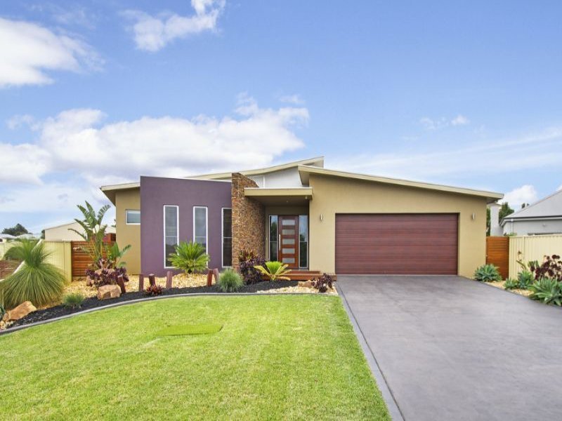 10 Arcadia Cres, Leongatha, VIC 3953