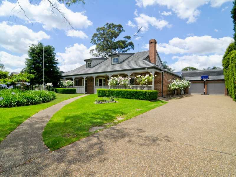 126 Glenhaven Rd, Glenhaven, NSW 2156 Property Details