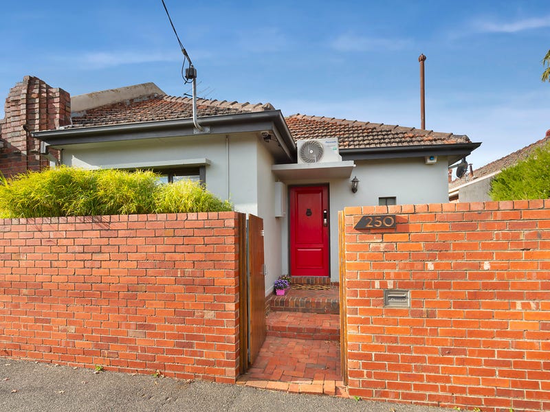 250 Pin Oak Crescent, Flemington, Vic 3031 Property Details