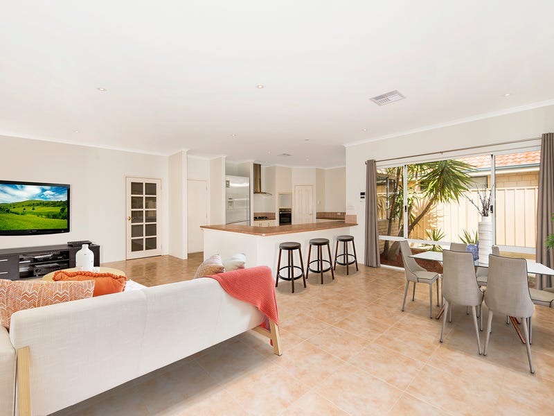 10 Pintaclo Way, Canning Vale, WA 6155