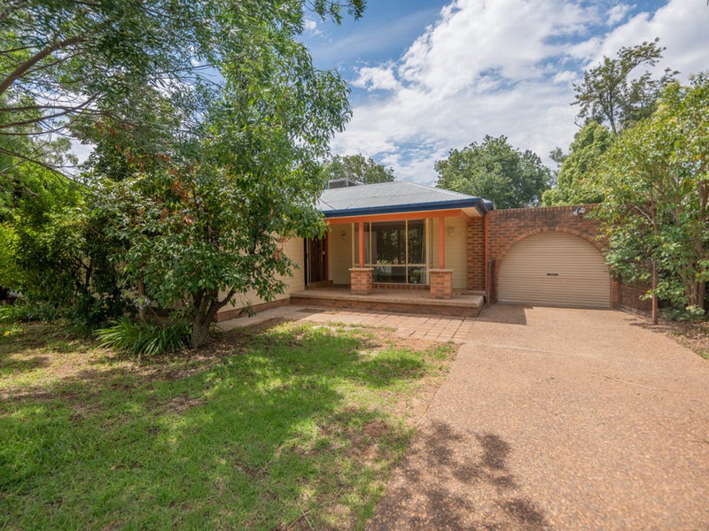 17 McDonnell Street, Forbes, NSW 2871 House for Sale