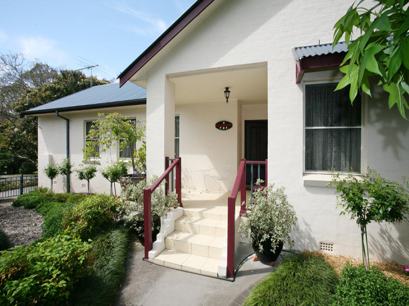 27 Mount Street, Glenbrook, NSW 2773 Property Details