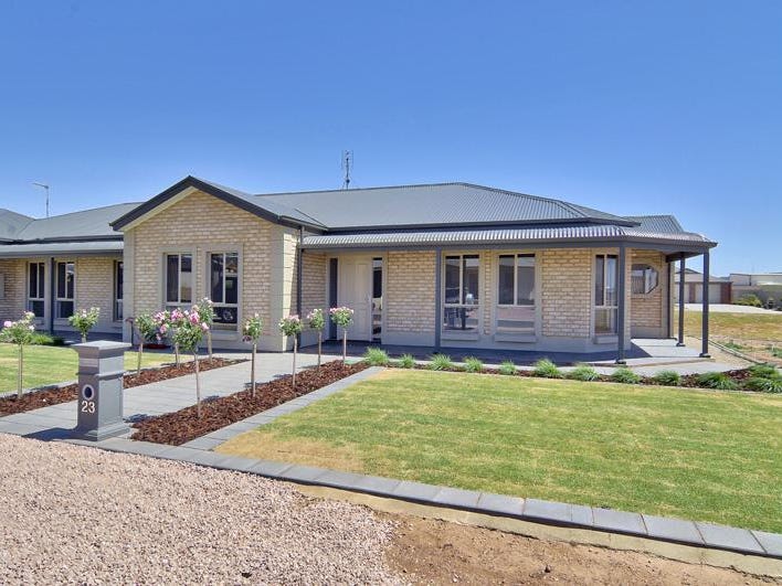 23 Bray Street, Moonta Bay, SA 5558