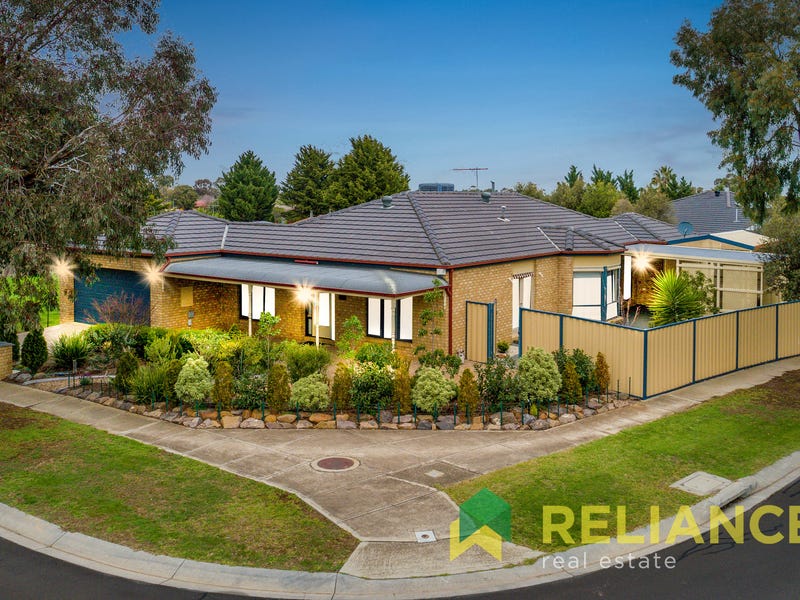 16 Strawberry Road, Kurunjang, VIC 3337