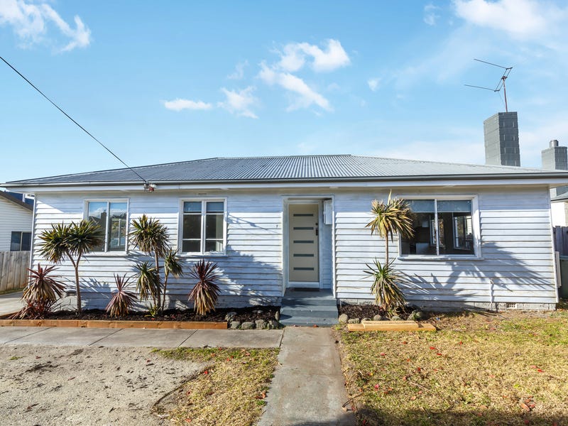 7 Shackleton Street, Warrane, TAS 7018