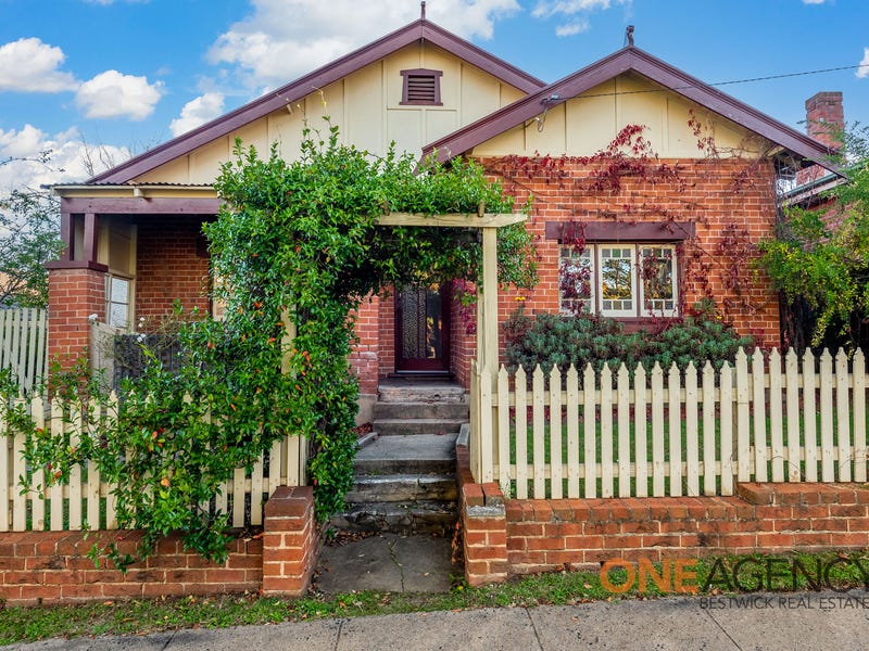 222 Piper Street, Bathurst, NSW 2795 Property Details