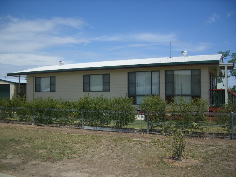 Property 103705469, Goondiwindi, Qld 4390 Property Details