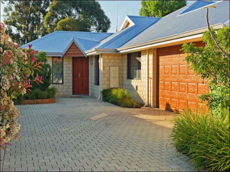 371 Sydenham Street, Belmont, WA 6104 Property Details