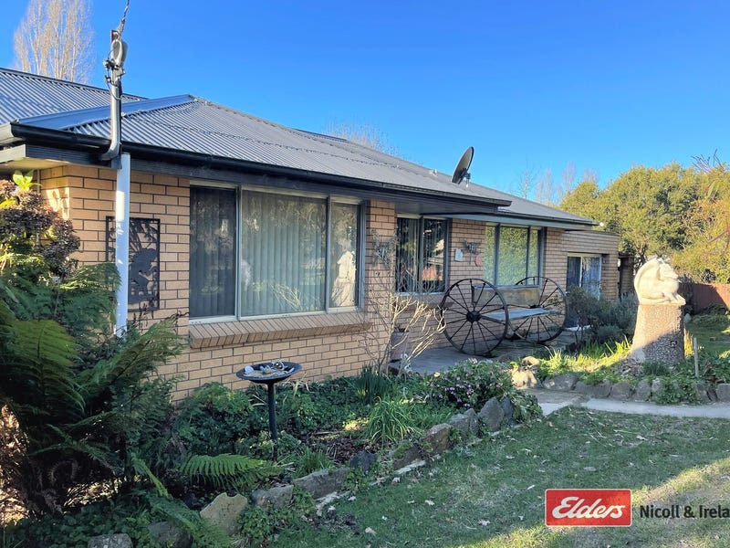 43 Edgar Hanrahan Drive, Burraga, NSW 2795 Property Details
