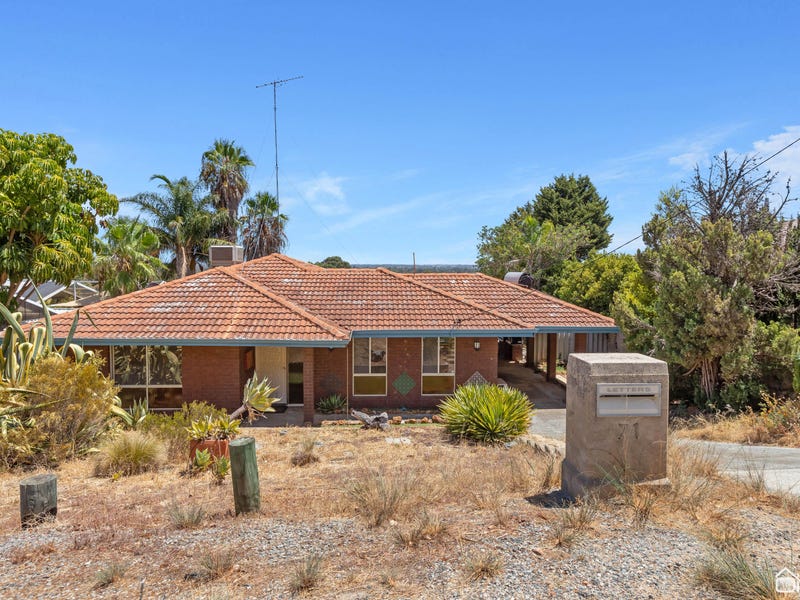 71 Ashley Drive, Kelmscott, WA 6111