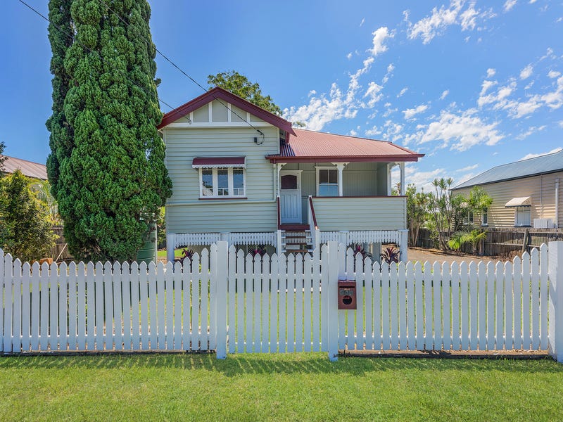 142 Blackstone Road, Silkstone, Qld 4304 House for Sale