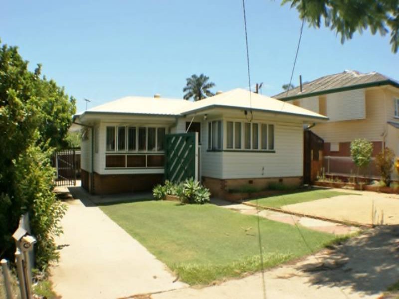48 Anzac Avenue, Redcliffe, QLD 4020