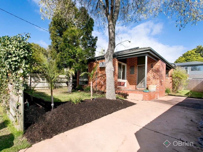 10 Seaview Avenue, Mornington, Vic 3931 Property Details