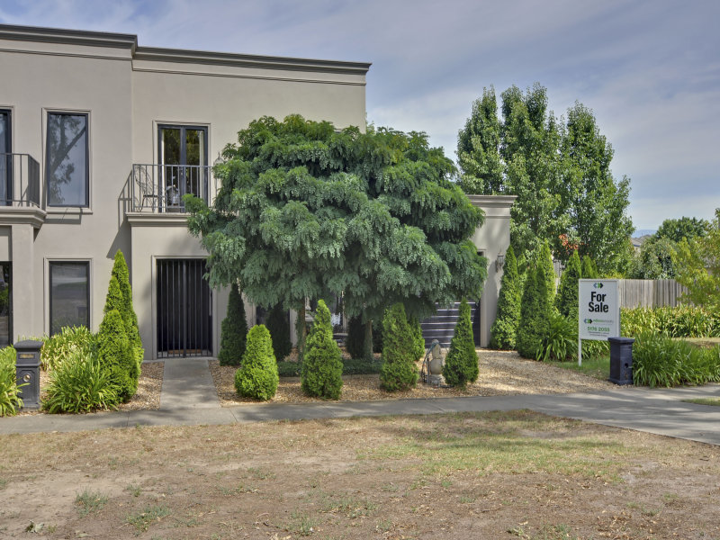 4/1 Hedges Avenue, Traralgon, Vic 3844 Property Details