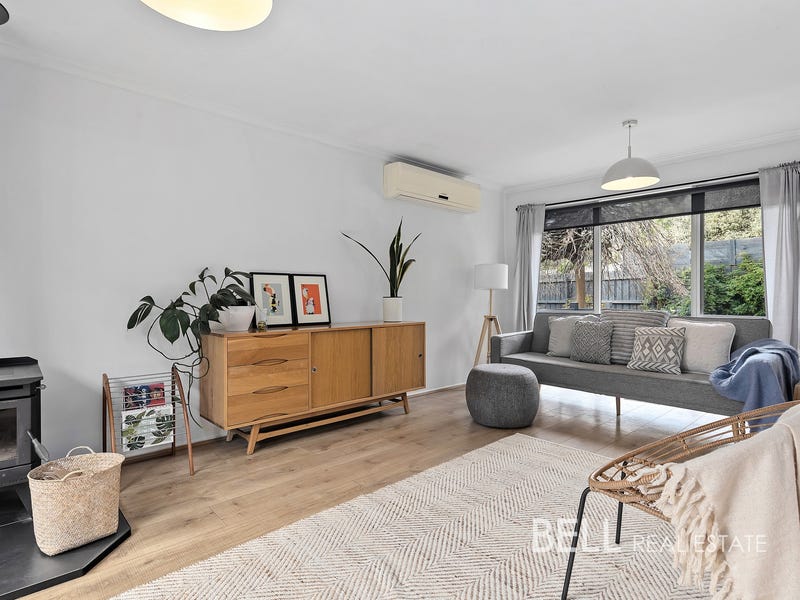 24 Joffre Parade, Cockatoo, Vic 3781 House for Sale