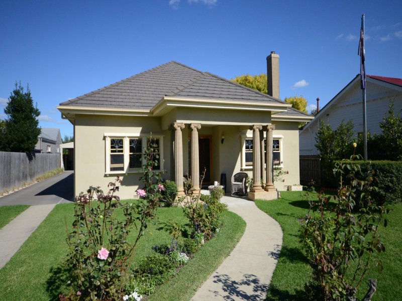 69 PEARSON STREET, Bairnsdale, Vic 3875 Property Details