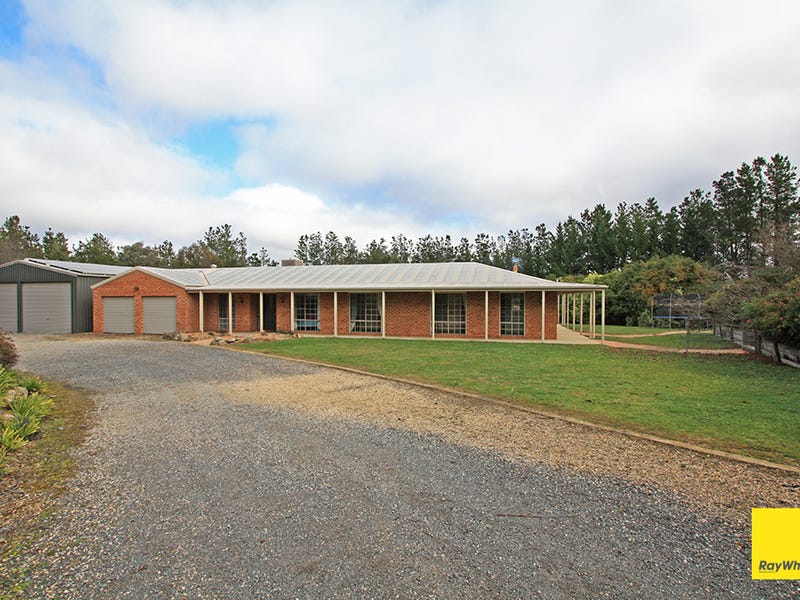 60 Hogan Drive, Wamboin, NSW 2620 House for Sale