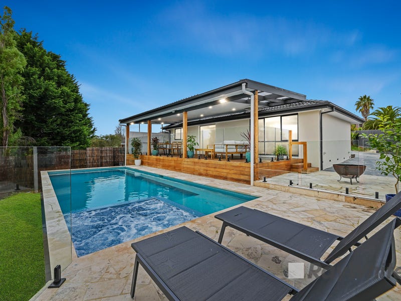 12 Paula Terrace, Endeavour Hills, VIC 3802 - realestate.com.au