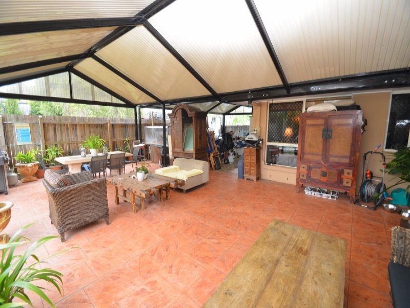 1 Ardath Close, Parkwood, Qld 4214 Property Details