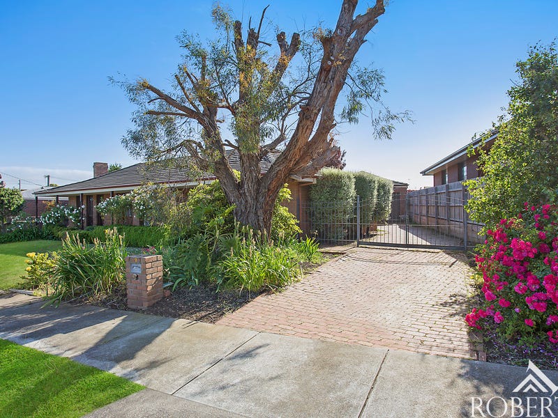 9 Mountain Ash Drive, Warrnambool, Vic 3280 Property Details