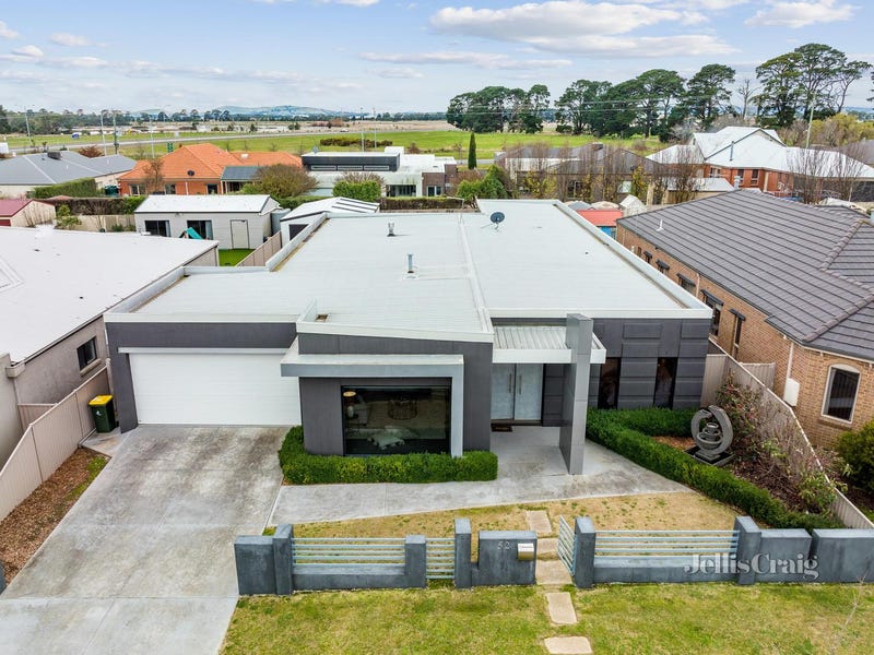 52 Belltower Avenue, Alfredton, Vic 3350 Property Details