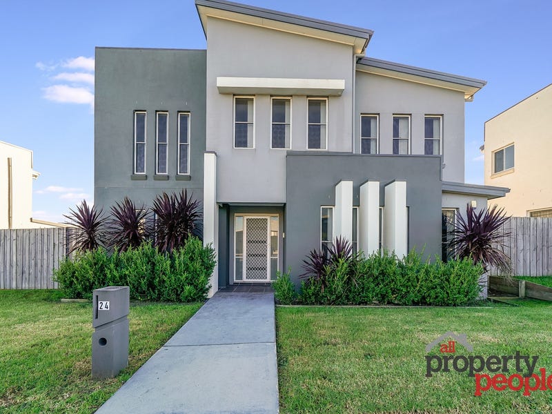 24 Glenfield Road, Glenfield, NSW 2167